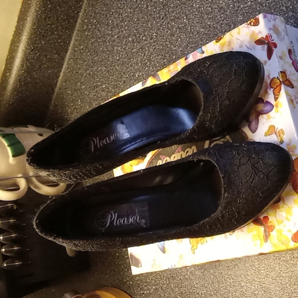 Black lace heels